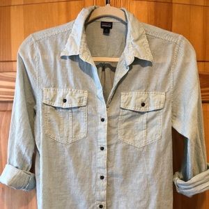 Women’s Patagonia Organic Cotton Top Size Small